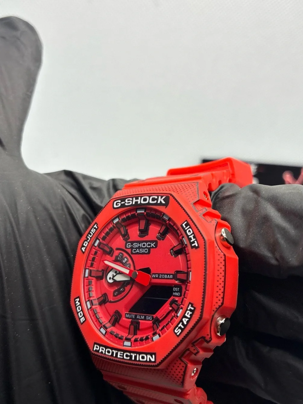 G-Shock bold red